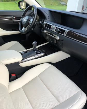 Lexus GS cena 120000 przebieg: 135000, rok produkcji 2017 z Mława małe 232
